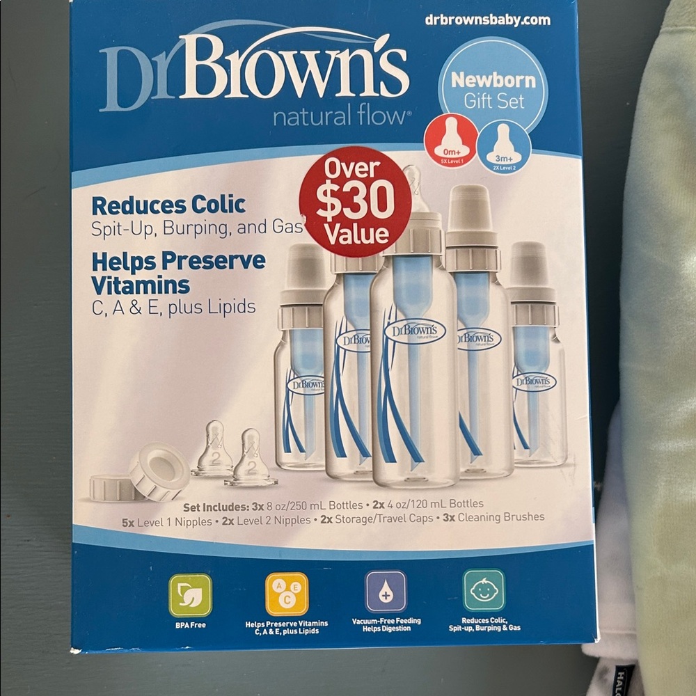 Dr. Brown's Newborn Gift Set - Clear with Blue Accents